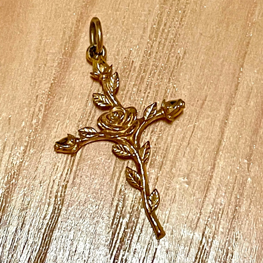 James Avery Rosebud Cross Gold - Picture 1 of 4